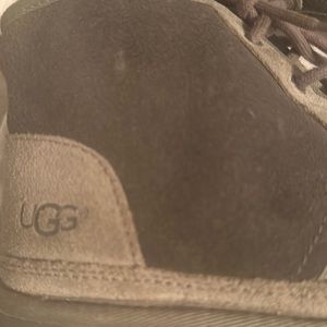 Boys Ugg brand gray boots size 4